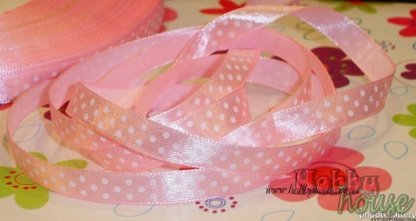 Стрічка атласна рожева з білими крапками 10мм арт 0437