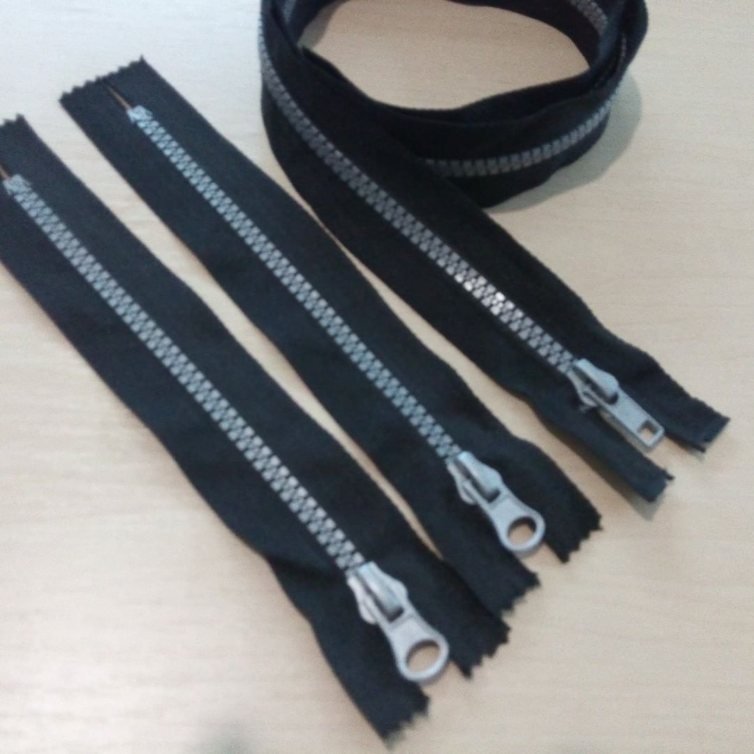 Молния трактор 80 см черная с серым зубом арт 0315