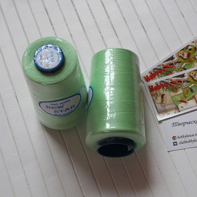 Нитки для шиття 4000 м ментол арт 0563