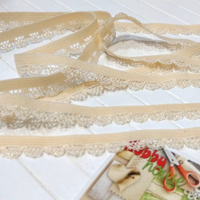 Резинка ажурная телесная  арт 0845