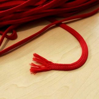 Шнур плаский червоний 8 мм арт 0007