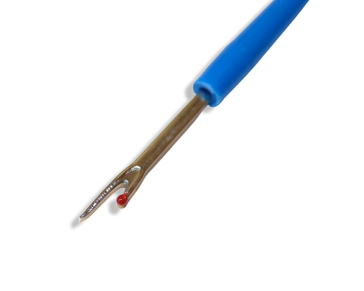 вспарыватель для швей портновский Вспарыватель предназначен для для аккуратного и быстрого вспарывания швов. Незаменим при шитье, вязании, ремонте, и для прорезки петель для пуговиц