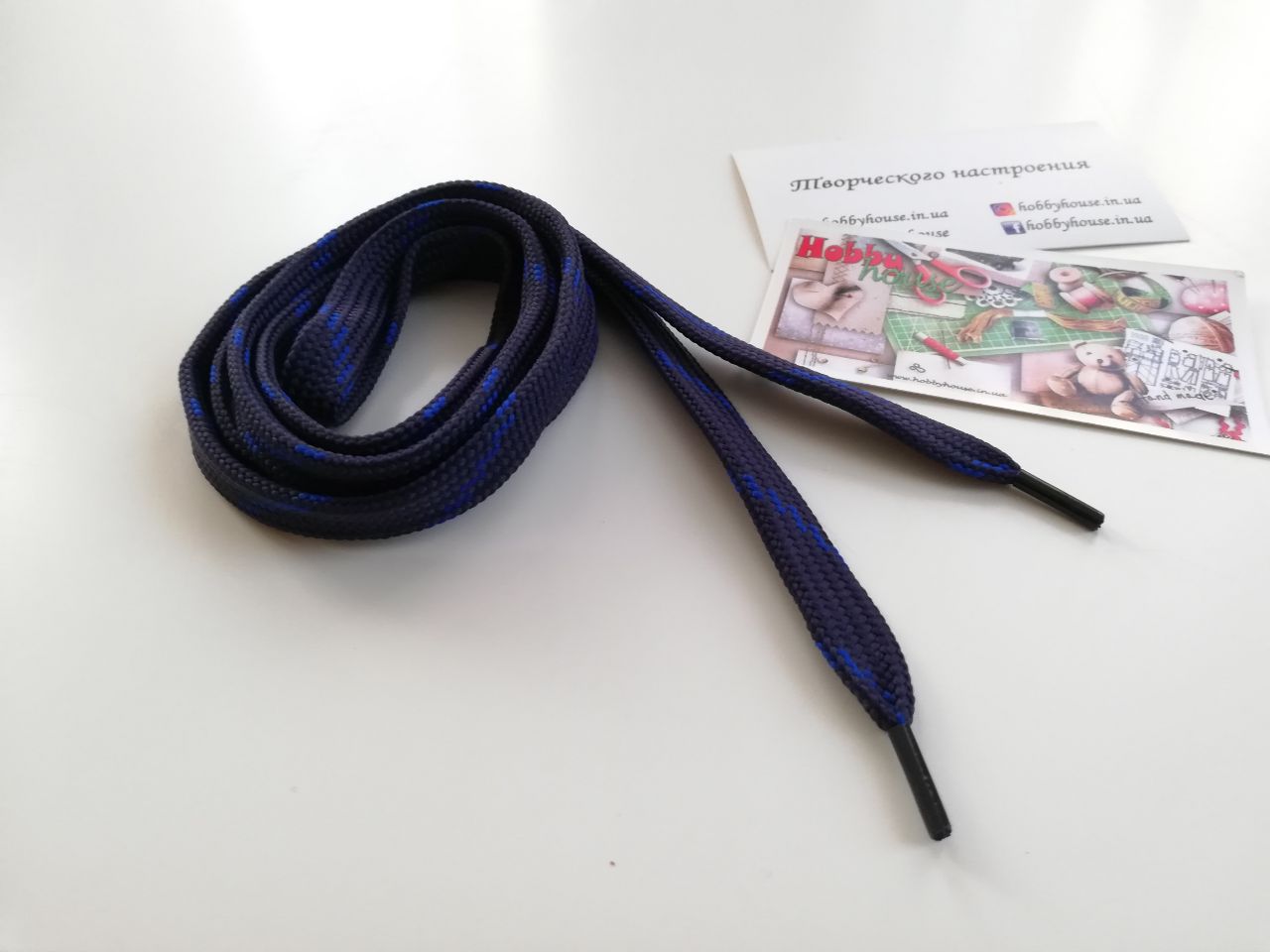 Шнур т.синий с полоской электрик плоский 120 см арт. 2293