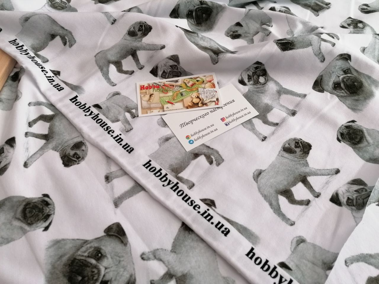 стрейч-кулір "Мопси монохром" арт. 2603