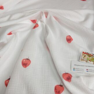 Муслін двошаровий полунички на білому арт.2690