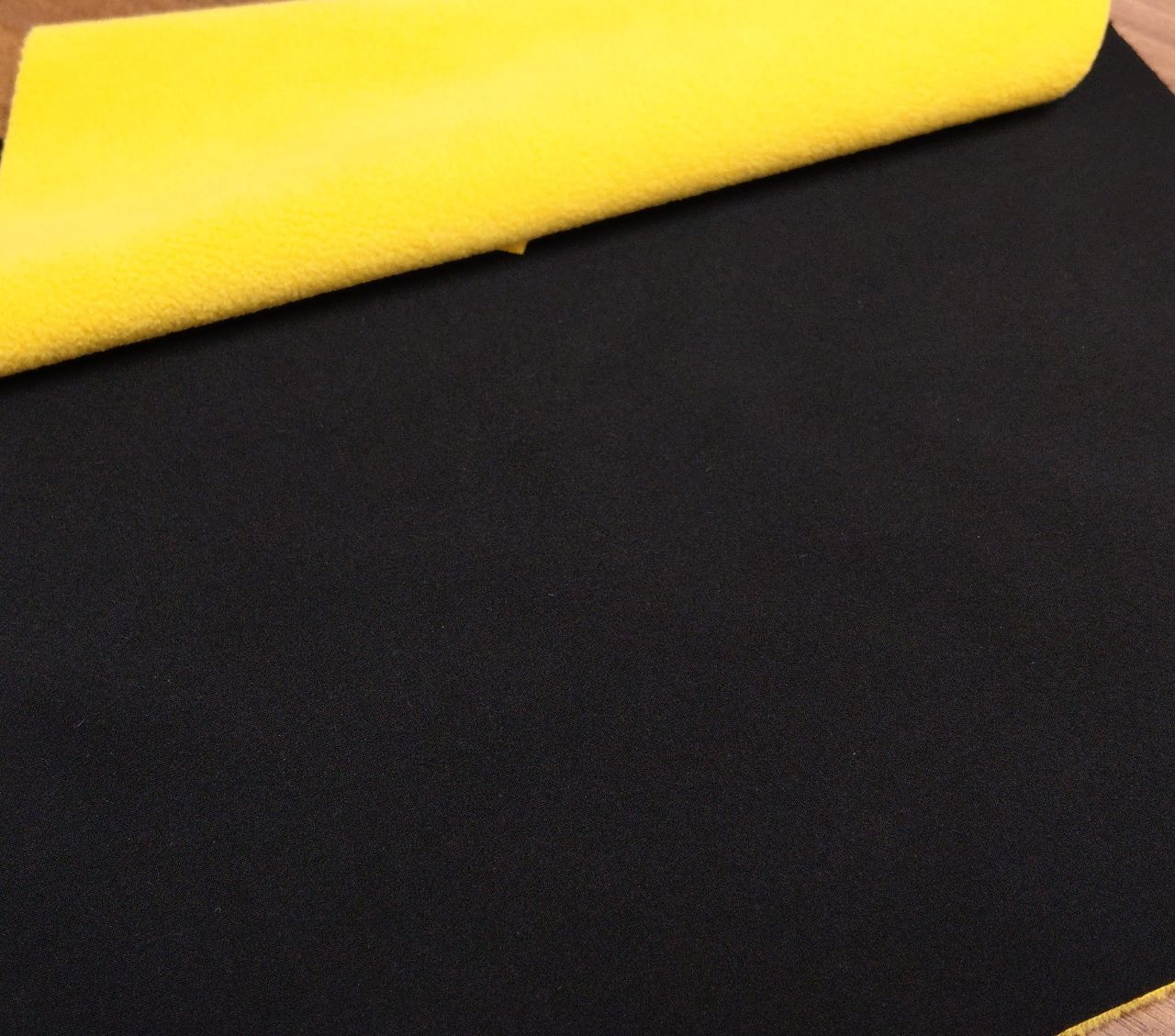 Софтшел чорно-жовтий  150 см арт. 2876