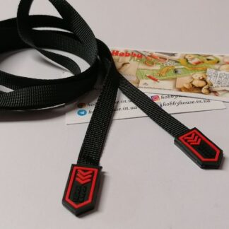 Шнур черный с красным наконечником 130 см арт. 2954