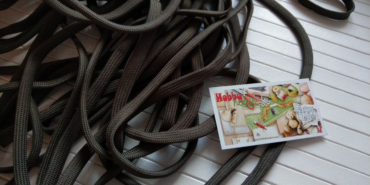 Шнур плоский хаки шир 1 см, арт 2889