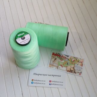 Нитки для шиття Nitex 4000 ярдів, 1098 м'ятний світлий , 40/2 арт. 3126