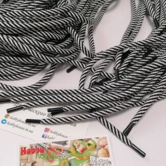 Шнур круглый чорно-білий діагональ  120 см арт 3320
