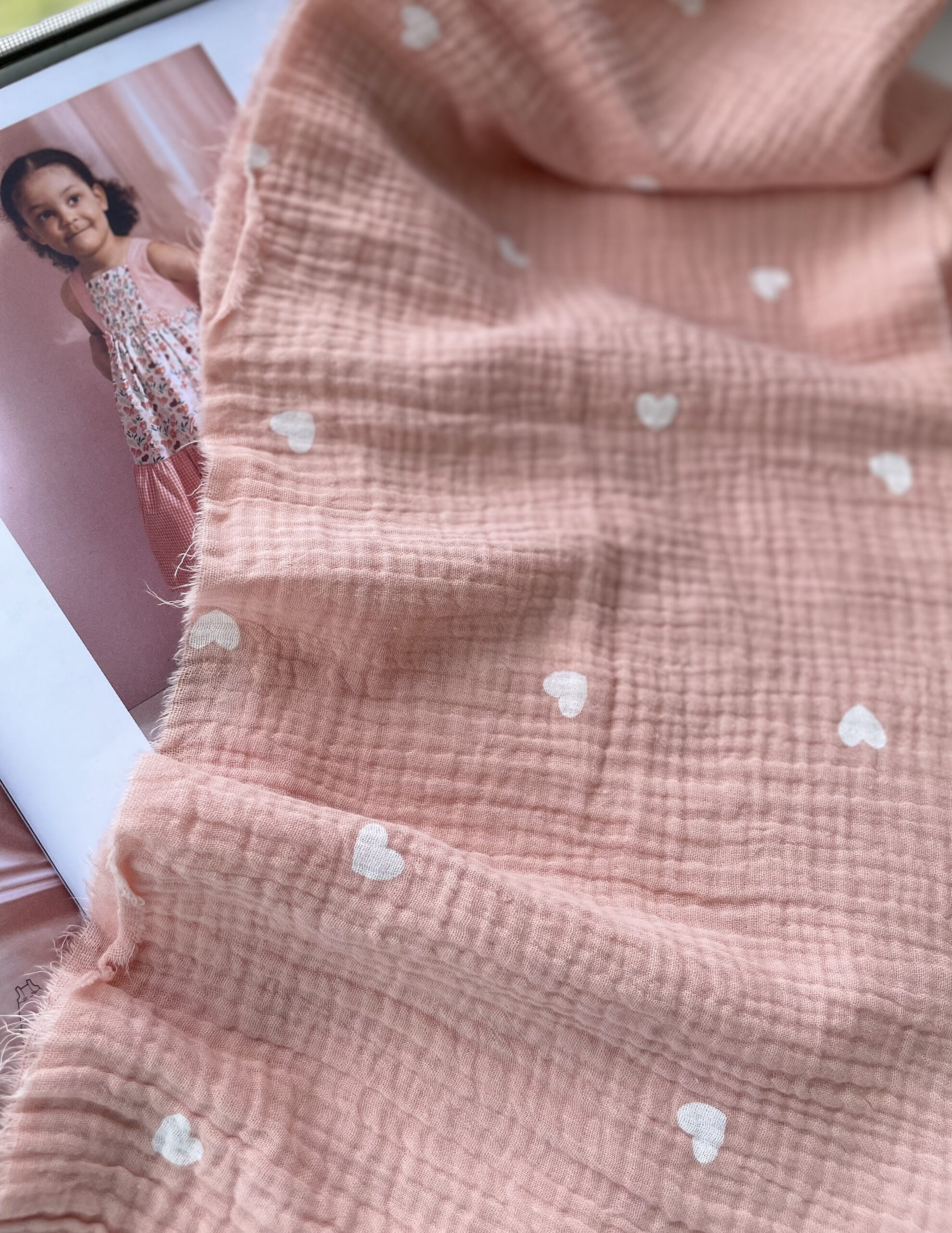 Муслін двошаровий серця на персіковому арт. 3508