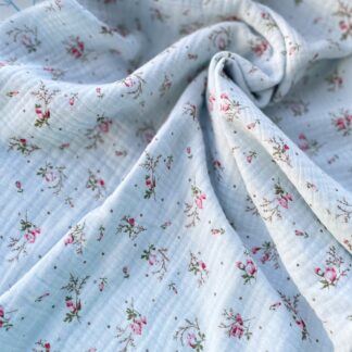 Муслін двошаровий троянди та крапки на світло-блакитному 135 см арт. 3520